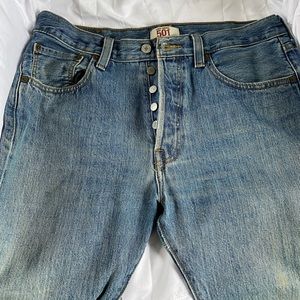 Levi’s 501 button fly jeans - 33x30